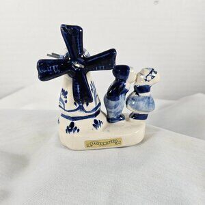 Miniature Delft Ceramic Holland Hand Painted Figurine Kissing Couple Windmill